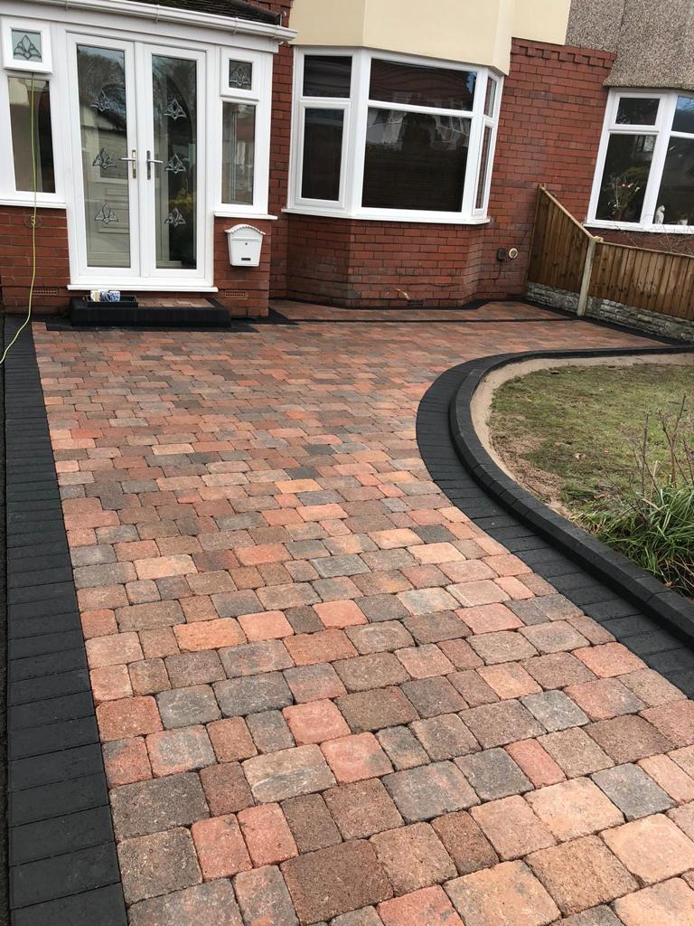 https://www.ckdriveways.com/wp-content/uploads/2020/02/D1339409-9F47-47DB-A0B4-D27DF8EDBD56.jpeg