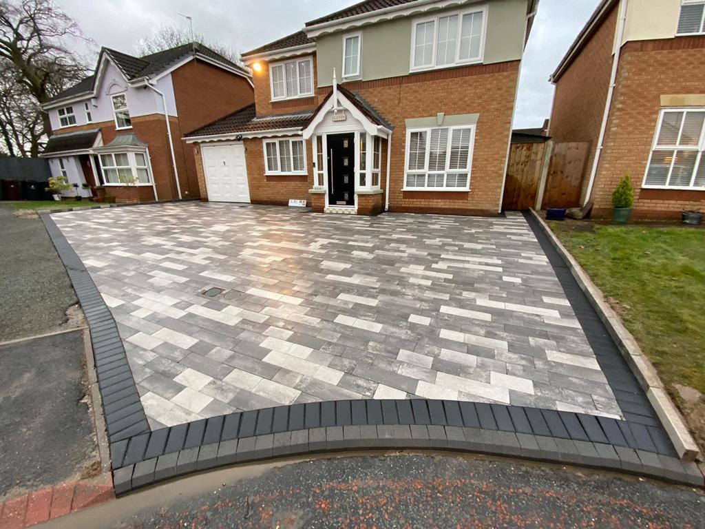 https://www.ckdriveways.com/wp-content/uploads/2021/02/E49A6488-8B6E-4A3C-BBB6-7CF7FD187650.jpeg