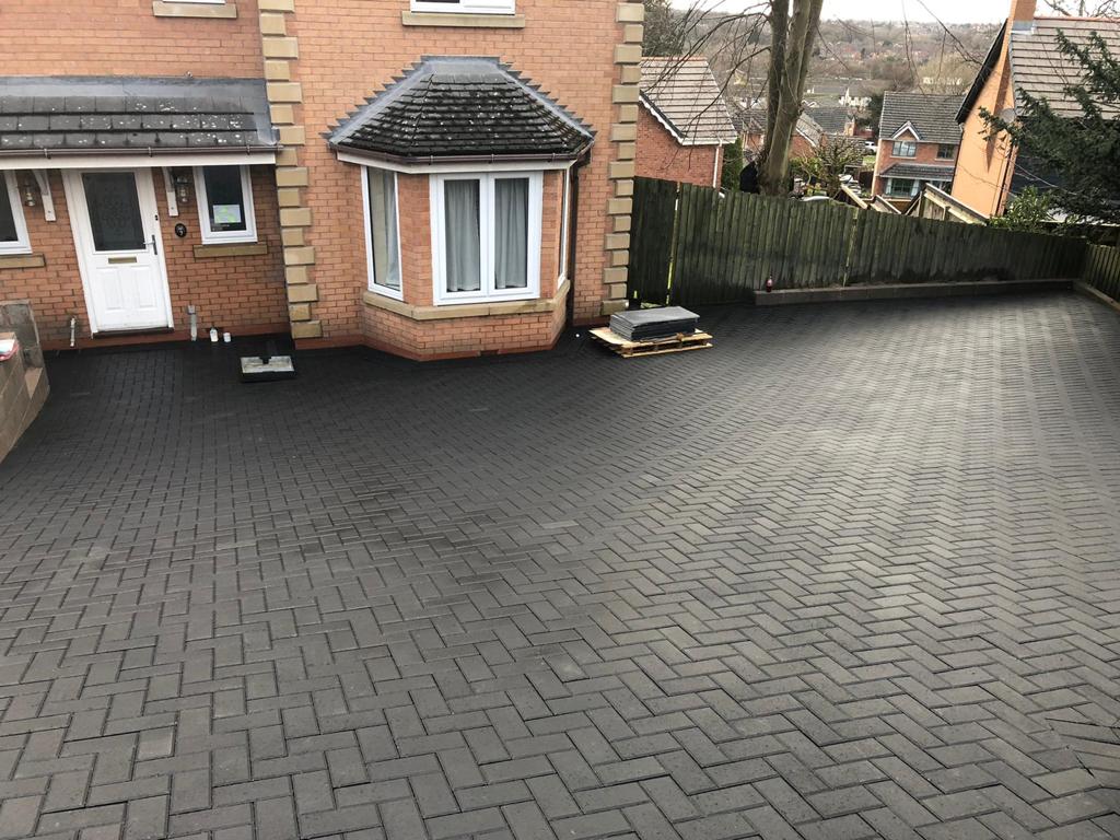 https://www.ckdriveways.com/wp-content/uploads/2021/03/EE6A68AF-04CC-41A4-A8B2-1D0274616591.jpeg