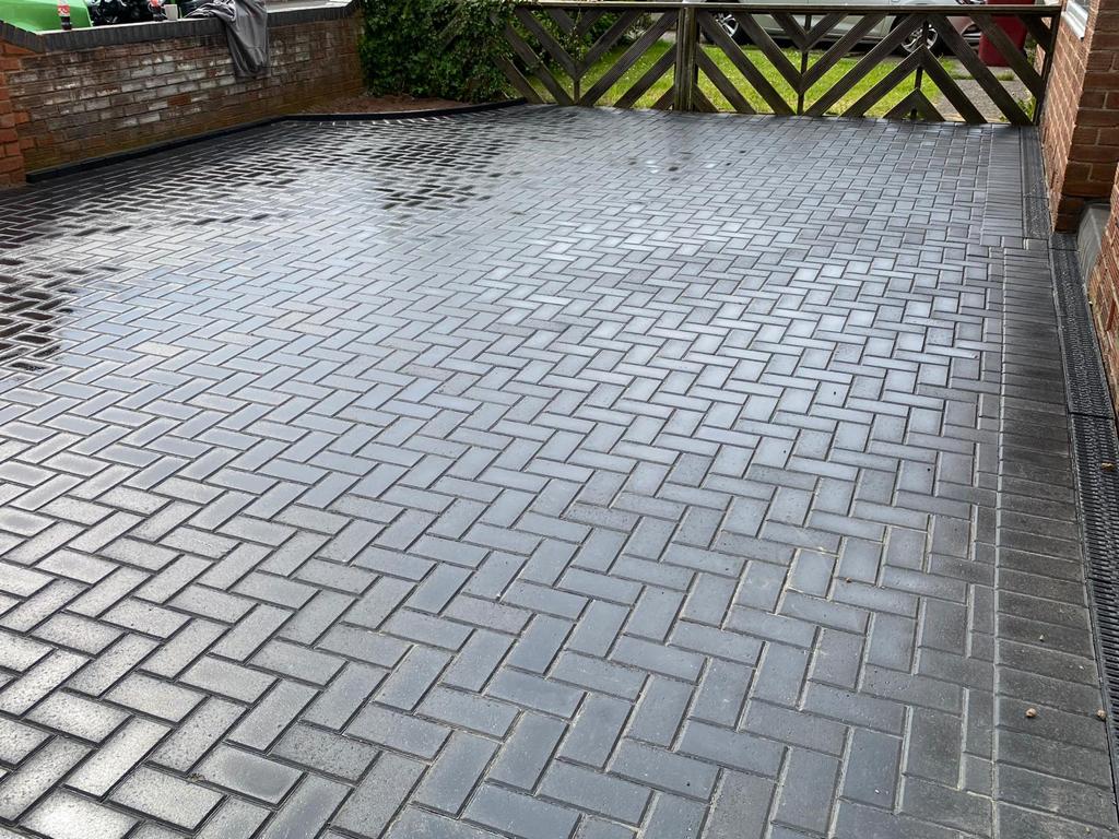 https://www.ckdriveways.com/wp-content/uploads/2021/05/0CF8B4F4-4723-4F70-9871-E20BDCC89D77.jpeg