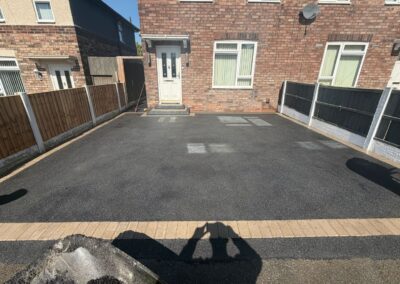 Tarmac driveway in Huyton